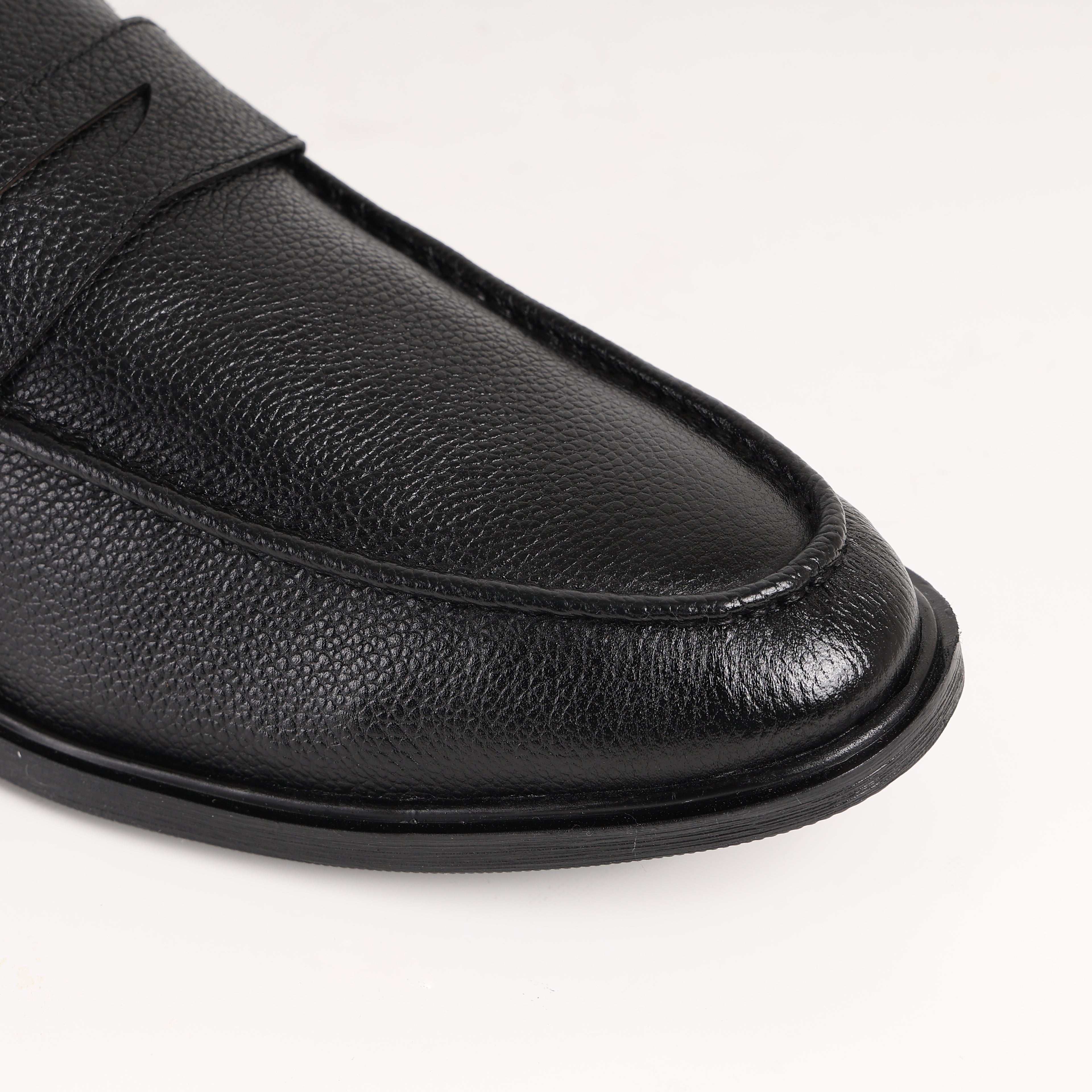 Premium Leather Pebble-Grain Penny Loafer