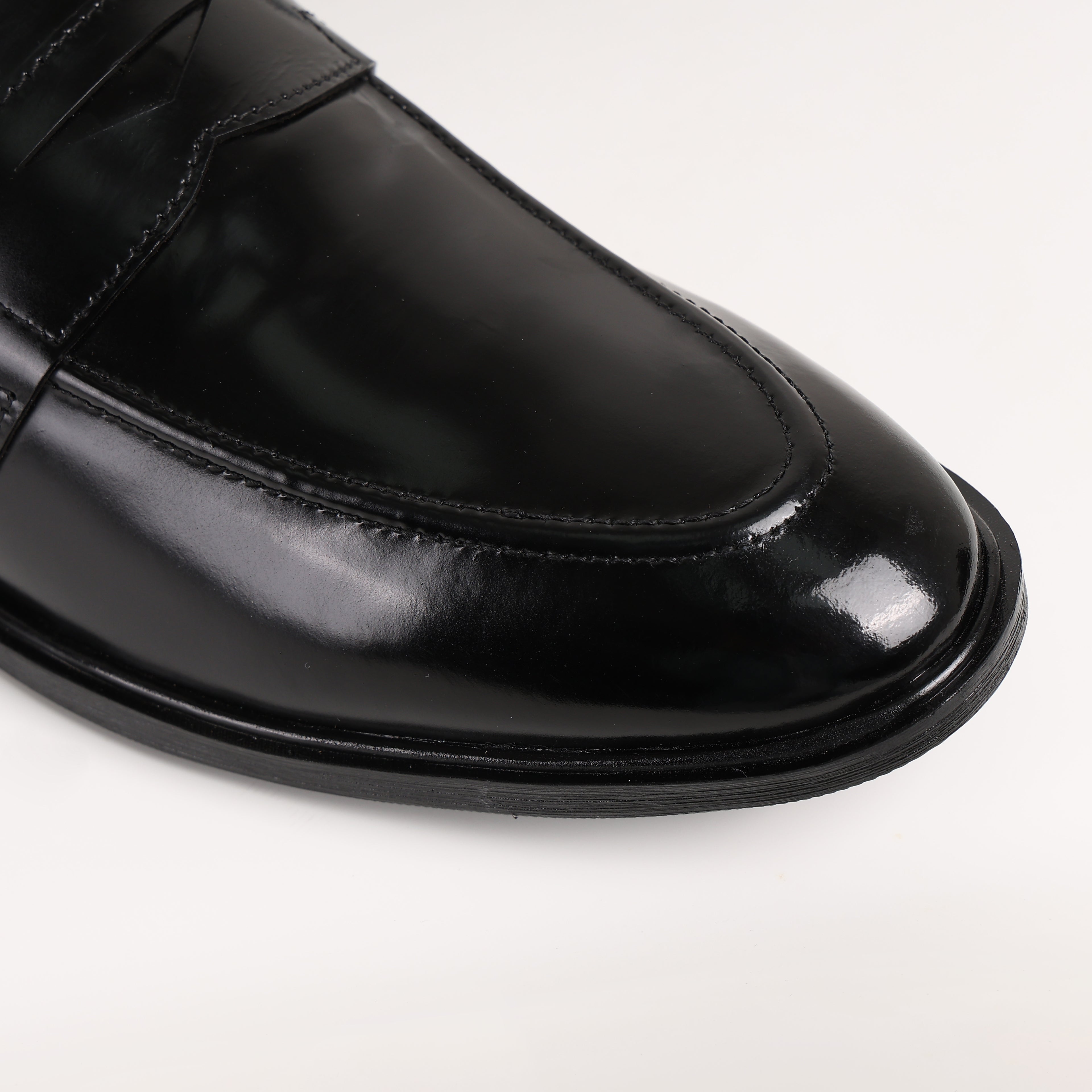 Premium Leather Sovereign Penny Loafer