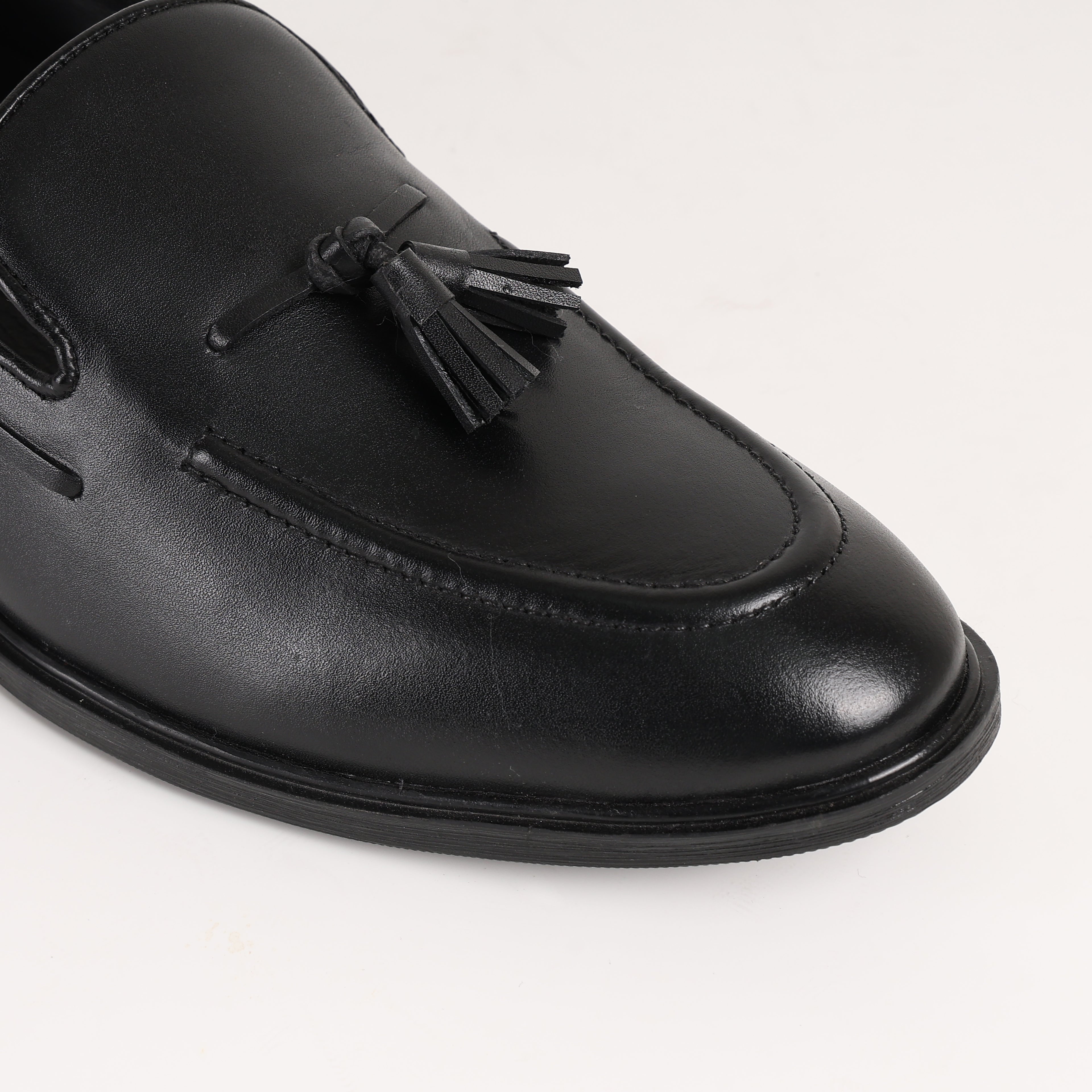 Premium Leather Ashford Tassel Loafer