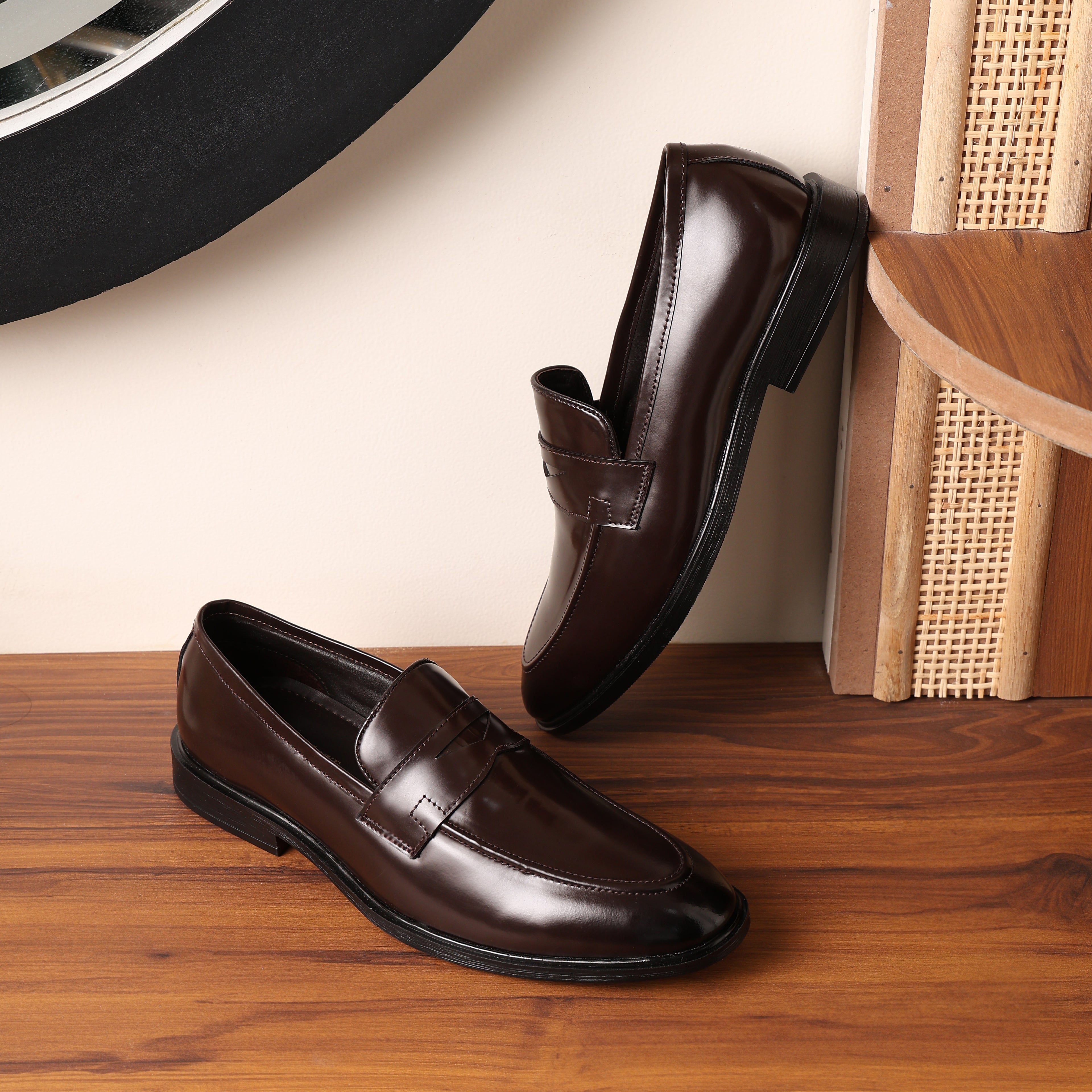 Premium Leather Sovereign Penny Loafer