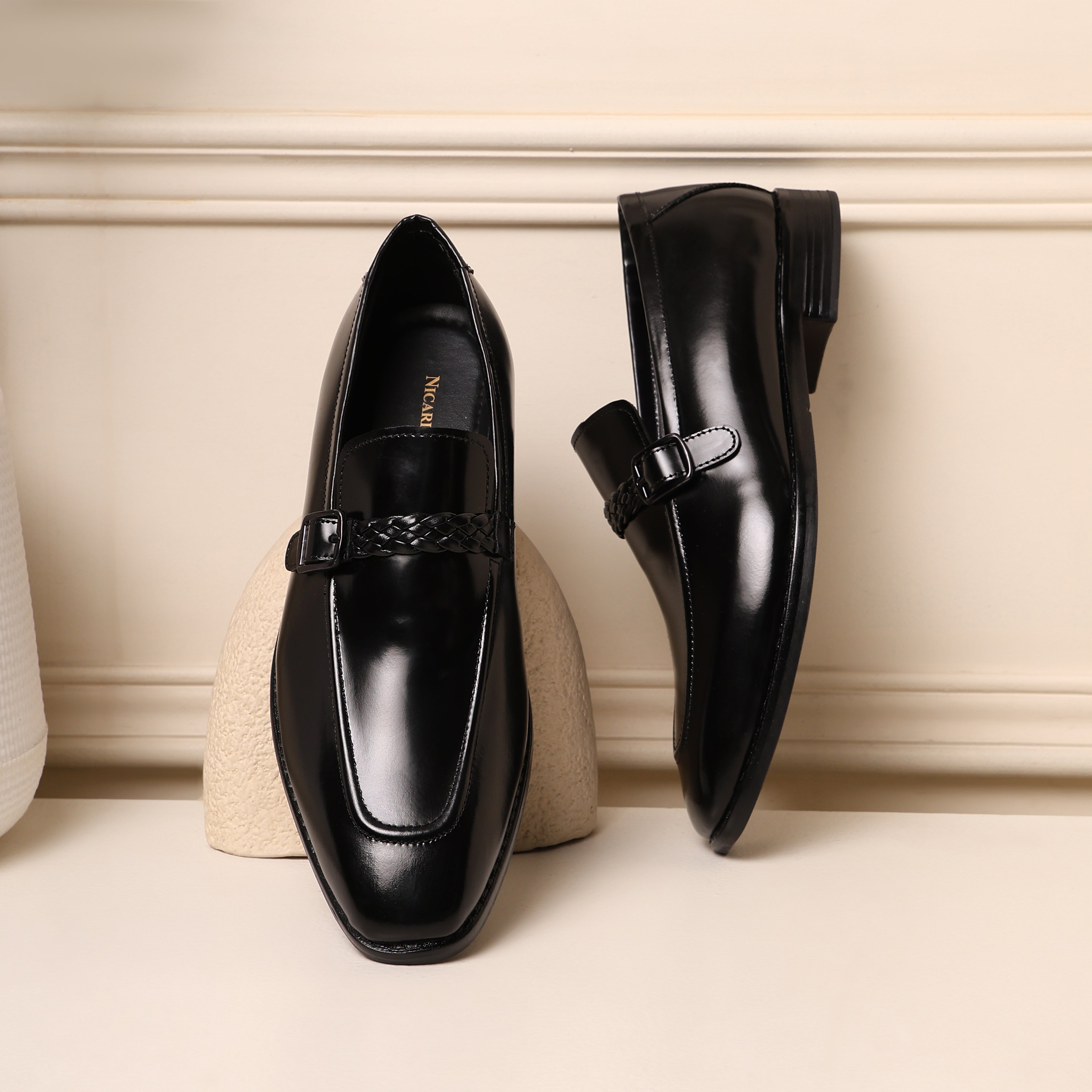 Premium Leather Aurelius Horsebit Loafer