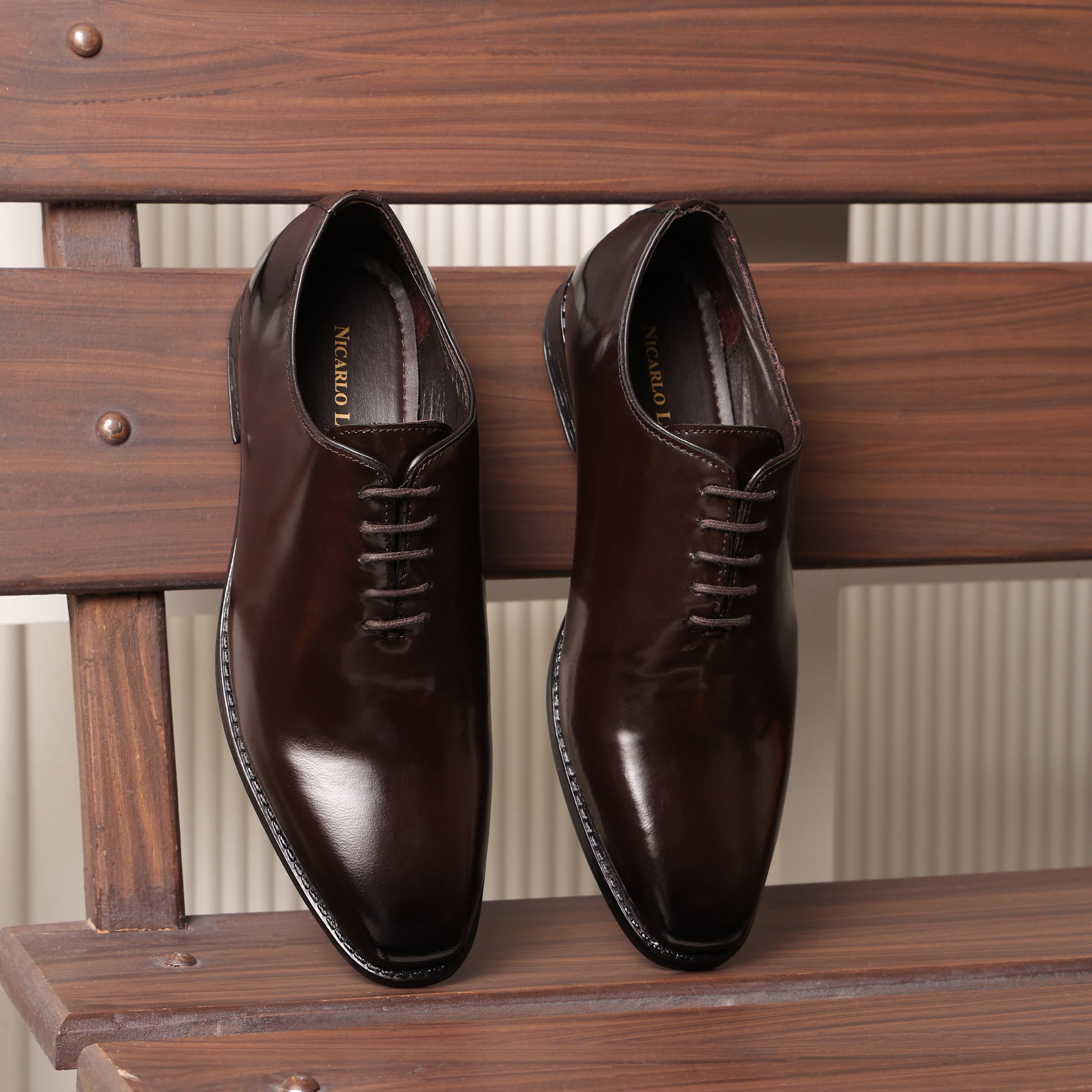 Premium Leather Signature Wholecut Oxford